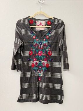 Johnny Was Charcoal Gray Striped Tunic with Multicolor Floral Embroidery Small